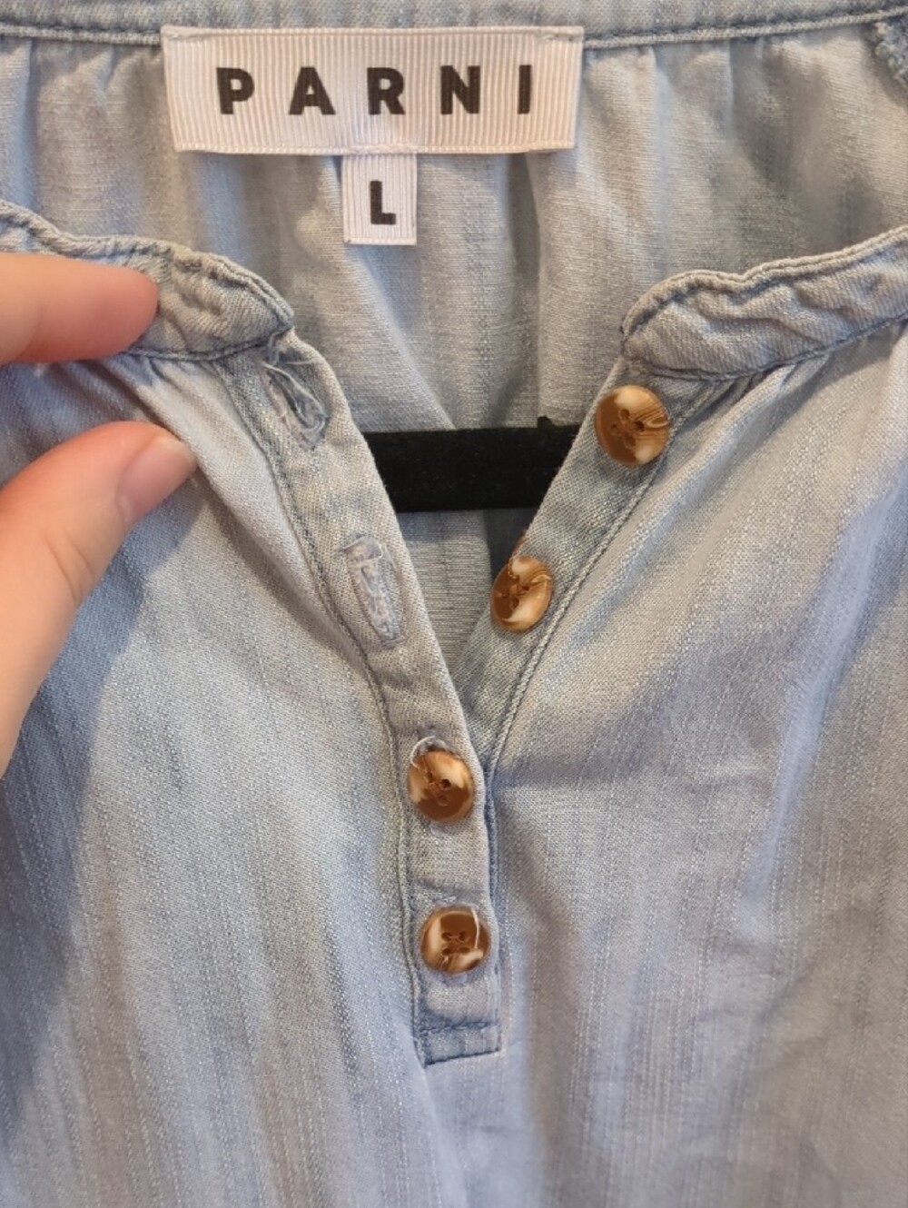 Coastal Beach Boho Minimalisit PARNI Chambray Cotton Denim Light Blue Blouse (L) - Picture 3 of 7